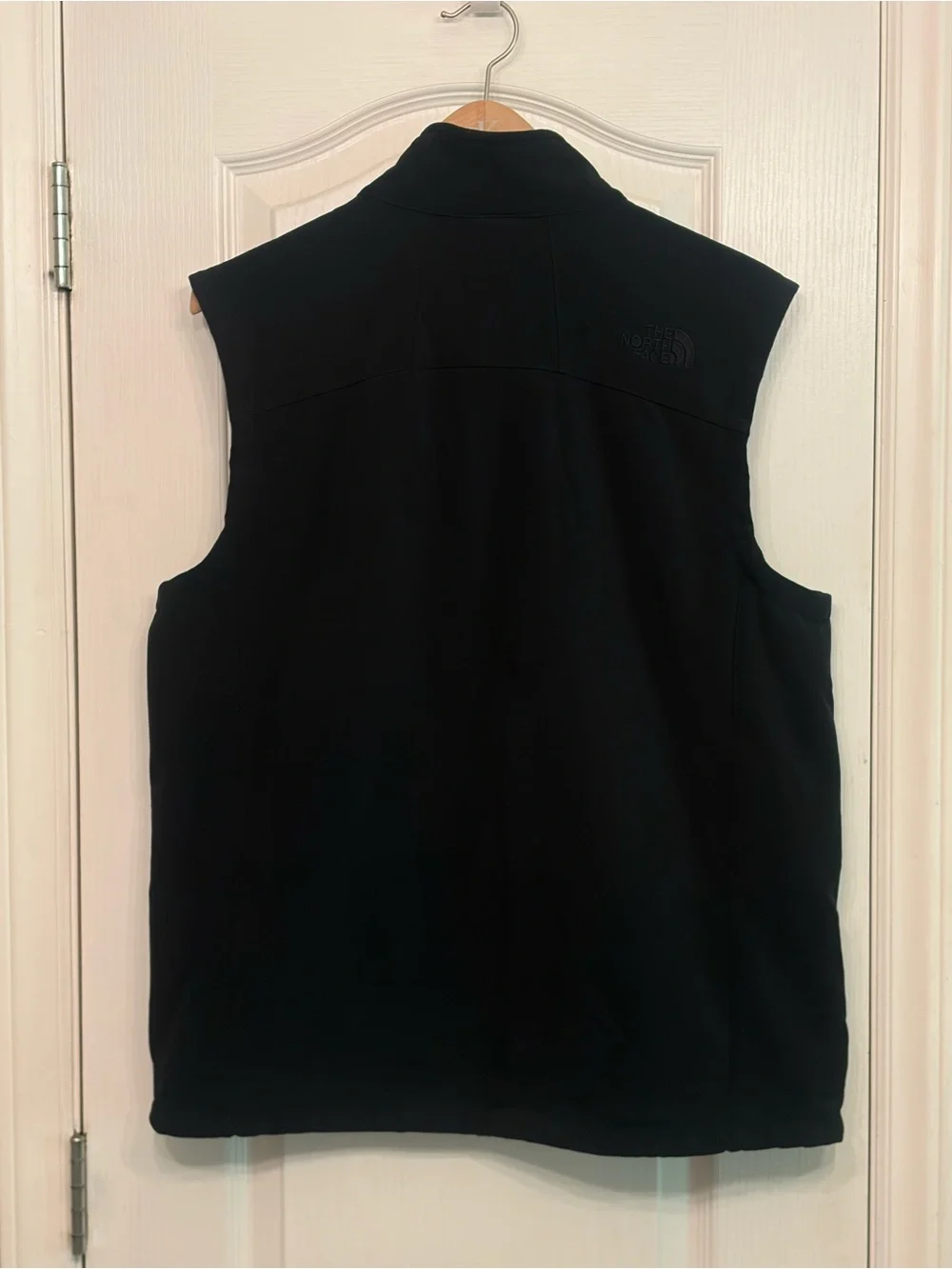 The North Face Black Softshell Men's Vest with Zip Pockets